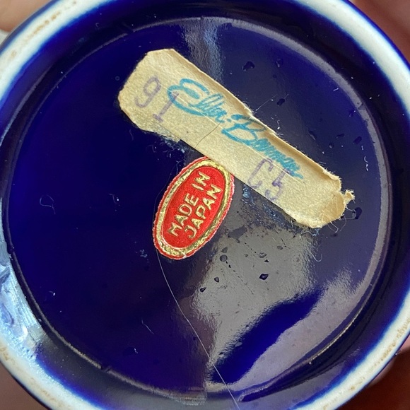 Vintage Japanese Cobalt Blue Peacock Porcelain Lidded Candle Jar - Picture 5 of 9